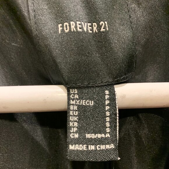 Forever 21 Black/White Faux Fur Jacket - Picture 3 of 4